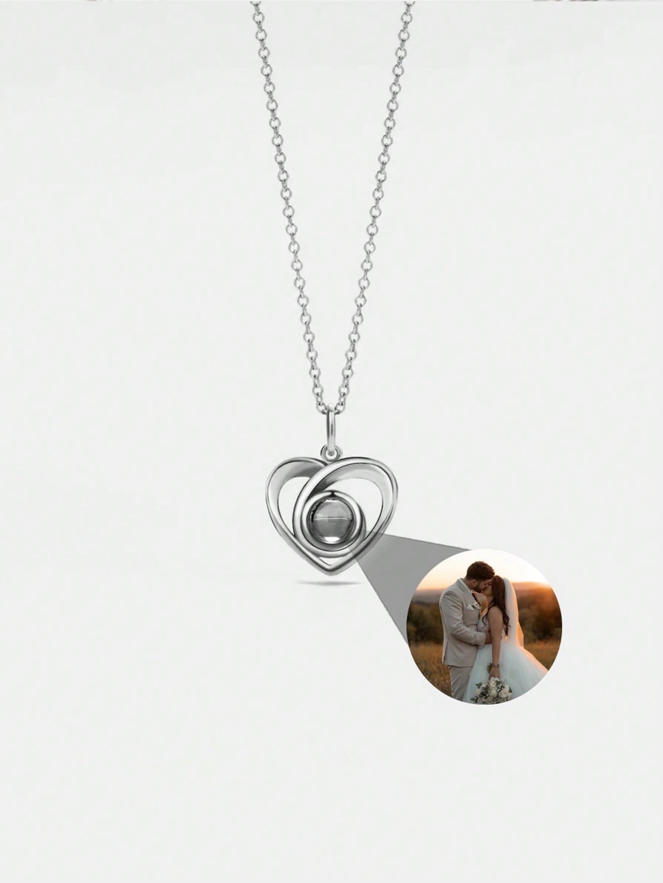 Picture Projection Heart Necklace